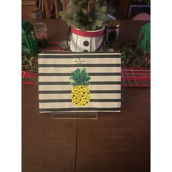 Kate Spade New York By The Pool Embellished Pineapple Medium Bella Wristlet - Picture 1 of 11